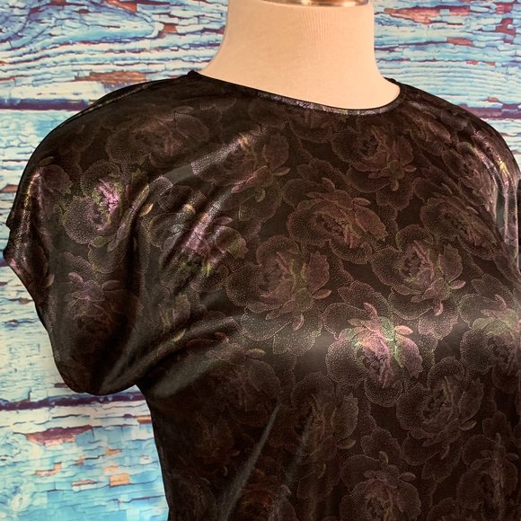 Vintage Ace of Hearts Floral Short Sleeved Shiny Blouse - Picture 3 of 8